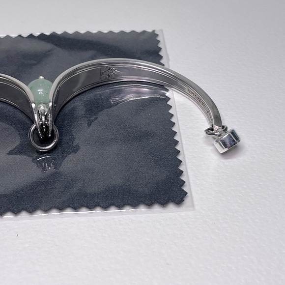Handmade Bracelet Upcycled Vintage Silverplate Flatware Magnetic, Jade bead - Picture 12 of 13